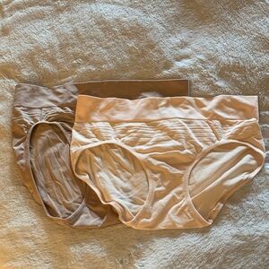 Warner’s No Problems® Seamless Briefs Set of Two Neutral Tone